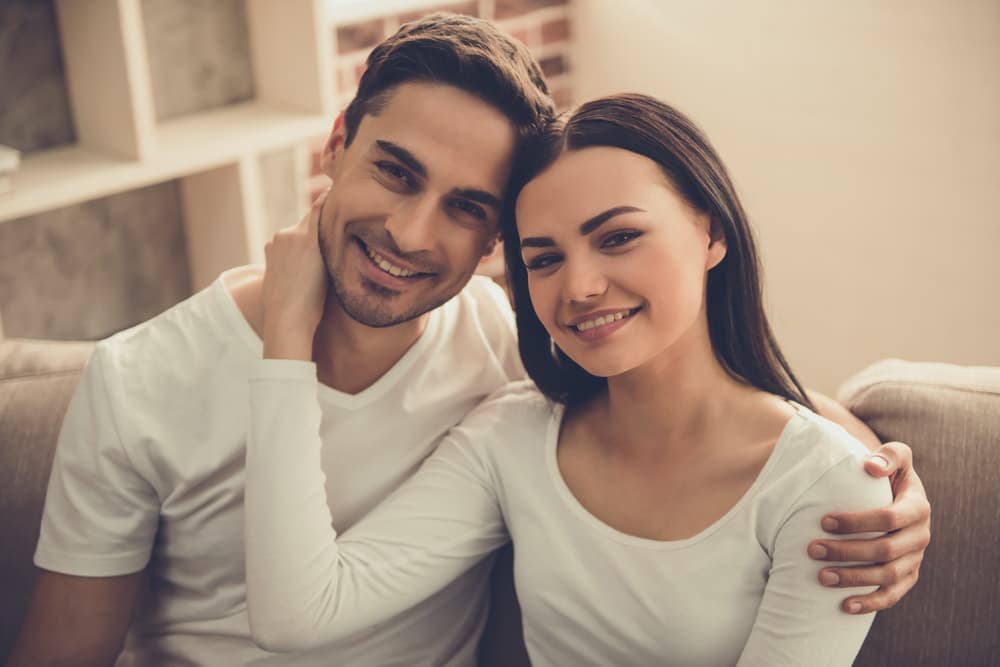 <b>Géminis en el mes de julio: El amor se presenta donde menos esperas</b>
<br>En julio tendrás a Venus, planeta del amor, directo en tu signo geminiano desde el día 5. Este será el período de lo inesperado e insólito pues con la energía directa que te envuelve, lo que considerabas más difícil deja de serlo. Existen factores de renovación interna dentro de tu realidad afectiva que te pondrán en el camino de las reconciliaciones, si hubo separaciones o discusiones entre tú y otra persona, y se abre el camino para triunfar en el amor y en los romances que surjan.