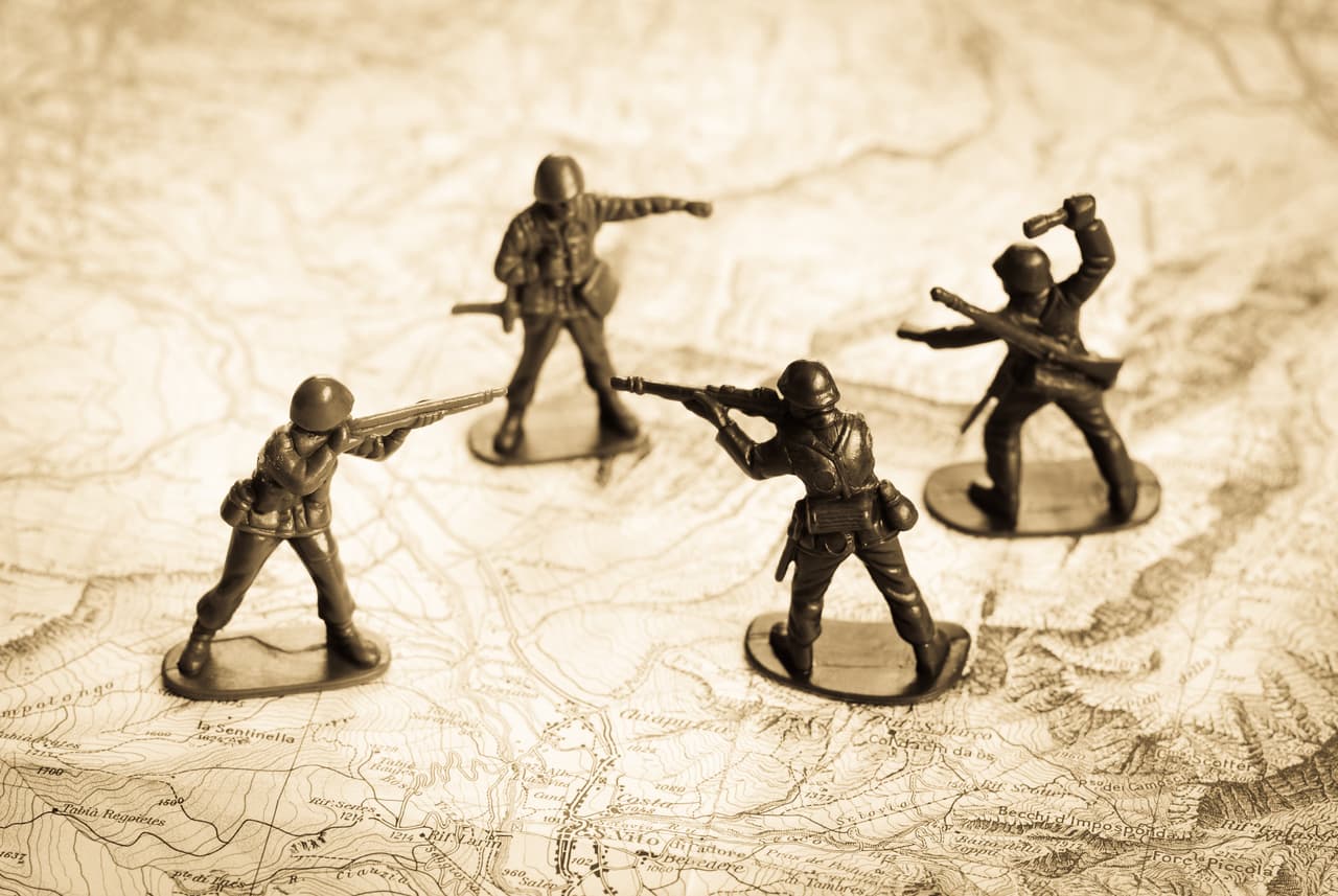 <b>Soldaditos de plomo. </b>En plomo o plástico, estos minúsculos soldados han hecho las delicias -bélicas, eso sí- de niños de muchas generaciones (aunque también de mayores) desde que comenzasen a comercializarse allá por los años 30.