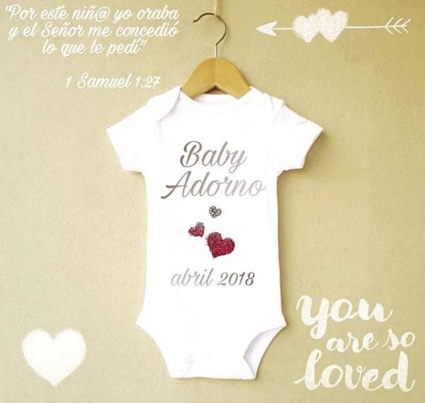 Con esta imagen, el 2 de octubre de 2017 anunció su embarazo en Instagram: "Estoy a ley de 2 semanas para terminar el crítico primer trimestre, pero ya hoy me siento fuerte para testificar nuevamente que en mi vida Dios sigue teniendo el control. Estamos inmensamente felices por nuestro bebé pero sobre todas las cosas porque una vez más y siempre, frente a cualquier situación damos la gloria a él, y he aquí nuestra promesa para el rey".