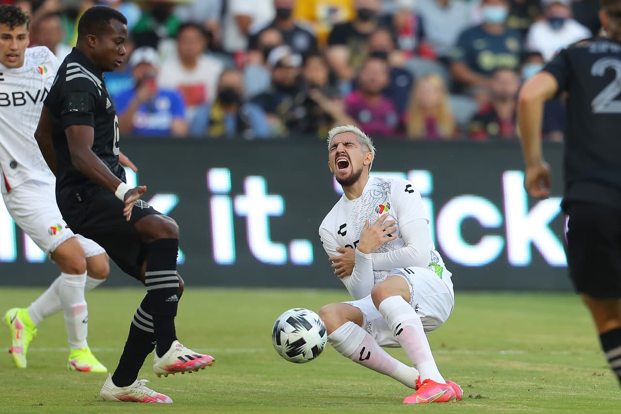 Las estrellas de la Liga MX fallan tres de sus cinco penales y la MLS no desaprovecha esa oportunidad y se quedan con partido.