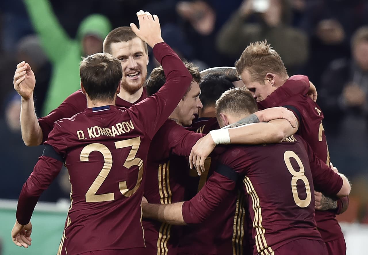 Rusia se deshace 3-0 de Lituania antes de su prueba con Francia 