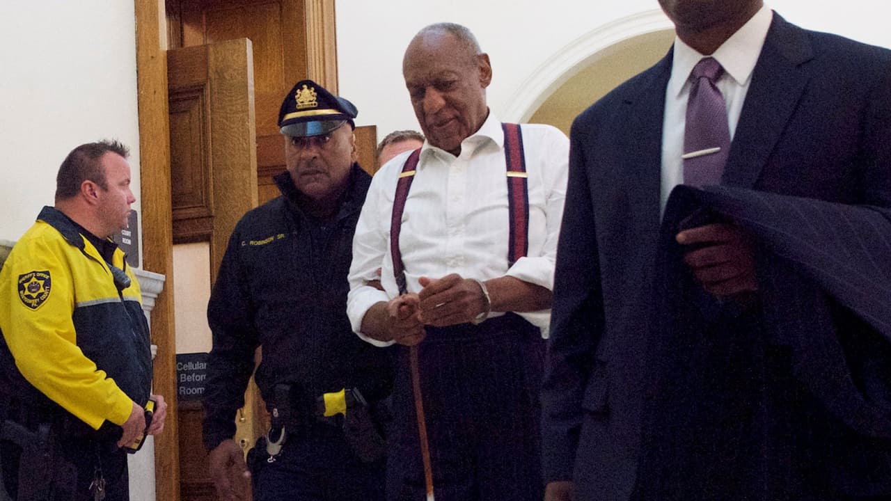 Condenan de 3 a 10 años de prisión al actor Bill Cosby y lo declaran "depredador sexual violento"