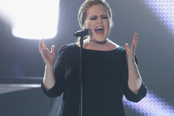 5. ADELE- Todo un fenómeno musical se ha convertido esta joven cantante, y aún más cuando se revela a cuánto ascendieron los ingresos que tuvo en sólo 2011: $92.8 millones.