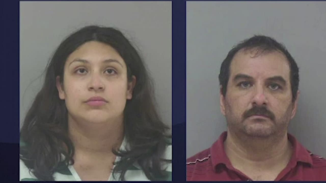 Comparecen en corte los padres del menor, cuyo cuerpo fue hallado en un campo tras desaparecer de su casa