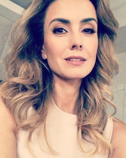 Durante la misma entrevista, Alejandra resaltó que durante varios años desde su adolescencia y hasta su vida adulta luchó contra una baja autoestima.