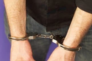 Arrestan a 14 personas por compra y venta de drogas en Aibonito y Coamo