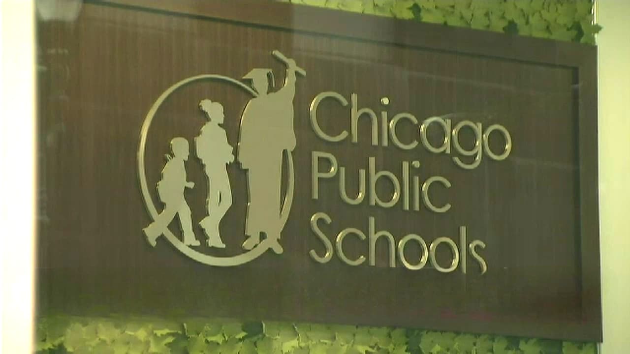 Unión de Maestros de Chicago exige más fondos estatales ante crisis presupuestaria en CPS