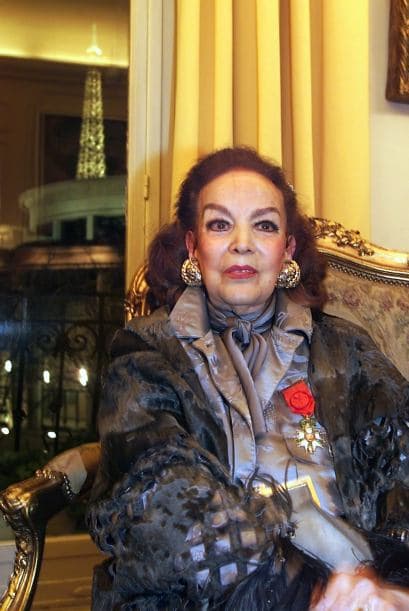 <b><a href="http://www.univision.com/temas/maria-felix">María de los Ángeles Félix Güereña</a></b> nació el 8 de abril de 1914 en Álamos, Sonora, protagonizó más de 47 películas y algunas telenovelas.