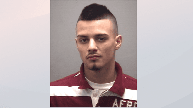 Andy González
<br>2061 N Hwy 49 Lt 4, Burlington NC
<br>Tráfico de cocaína y conspiración de tráfico de cocaína
<br>