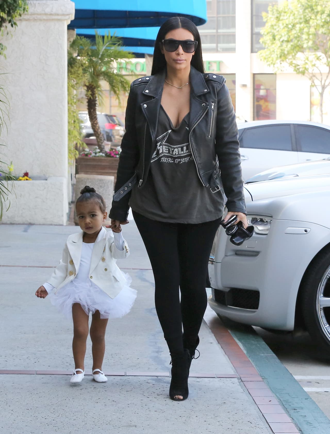 ¿Nos cumples ese caprichito querida Kim?