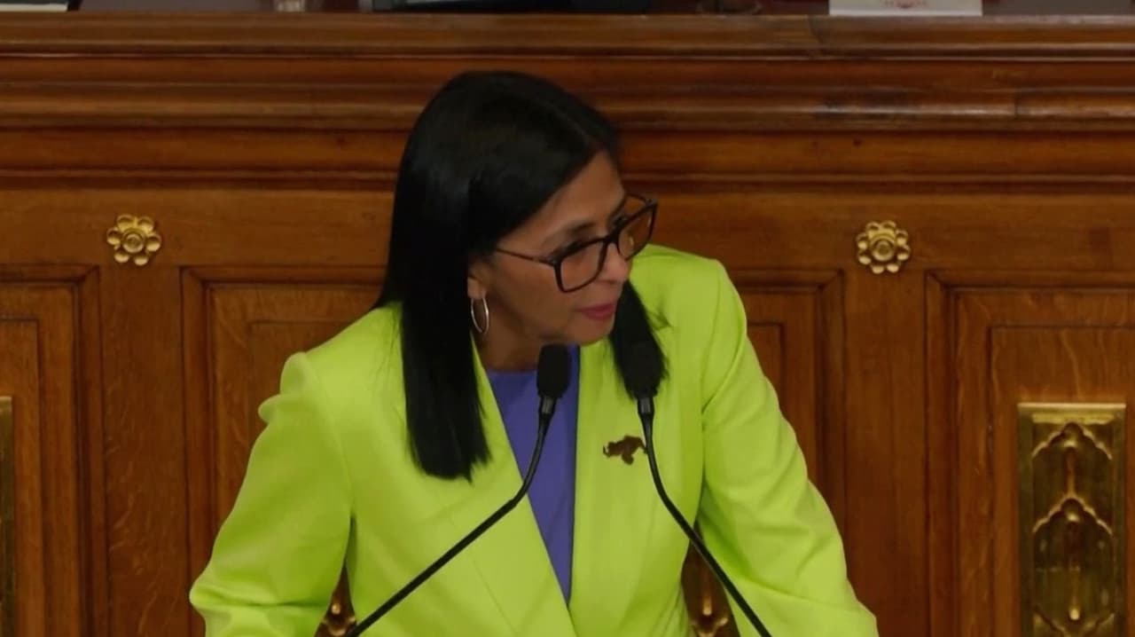 EEUU y Venezuela avanzan un paso más: Trump levanta sanciones contra Delcy Rodríguez