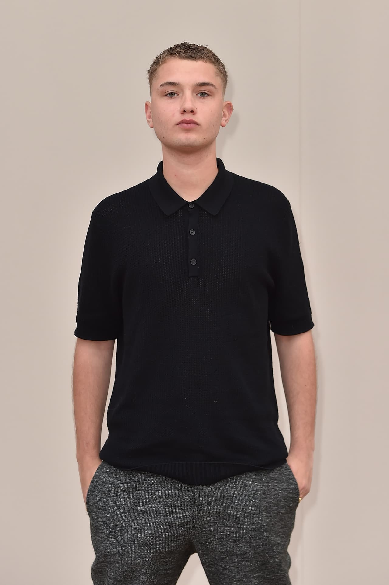 Además, ha desfilado en las pasarelas portando diseños de reconocidas marcas a nivel internacional.