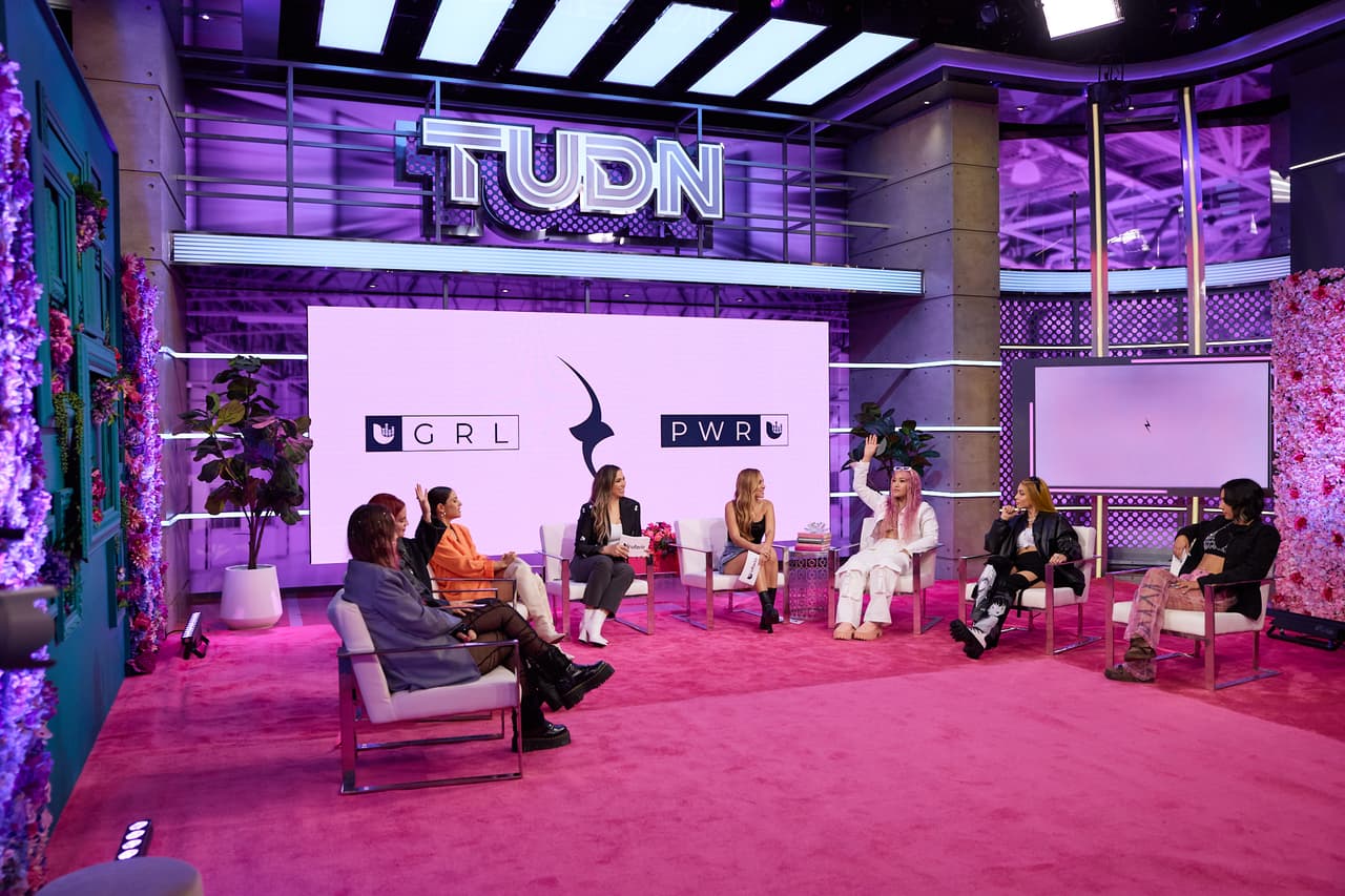 ¡Y si no lo has visto, ve a nuestro 
<a href="https://youtu.be/HqVbocYAag0?si=M3TfaiwkLzoV62_C" target="_blank">canal de Youtube para ver el panel de Uforia GRLPWR completo</a>!