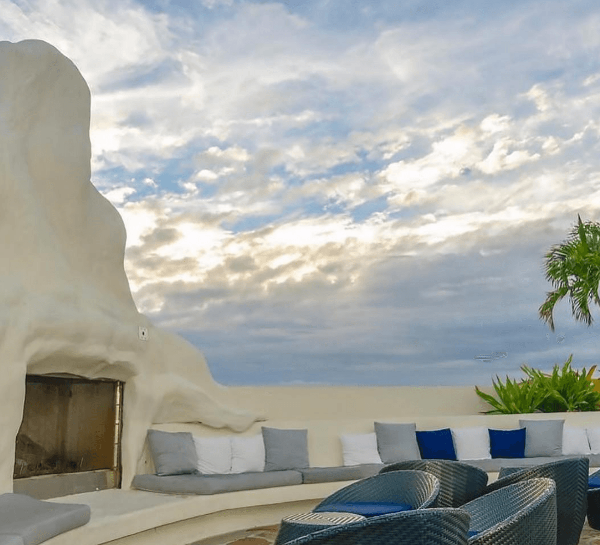 El hotel ha sido inspirado en la obra del arquitecto español Gaudí (1852-1926).