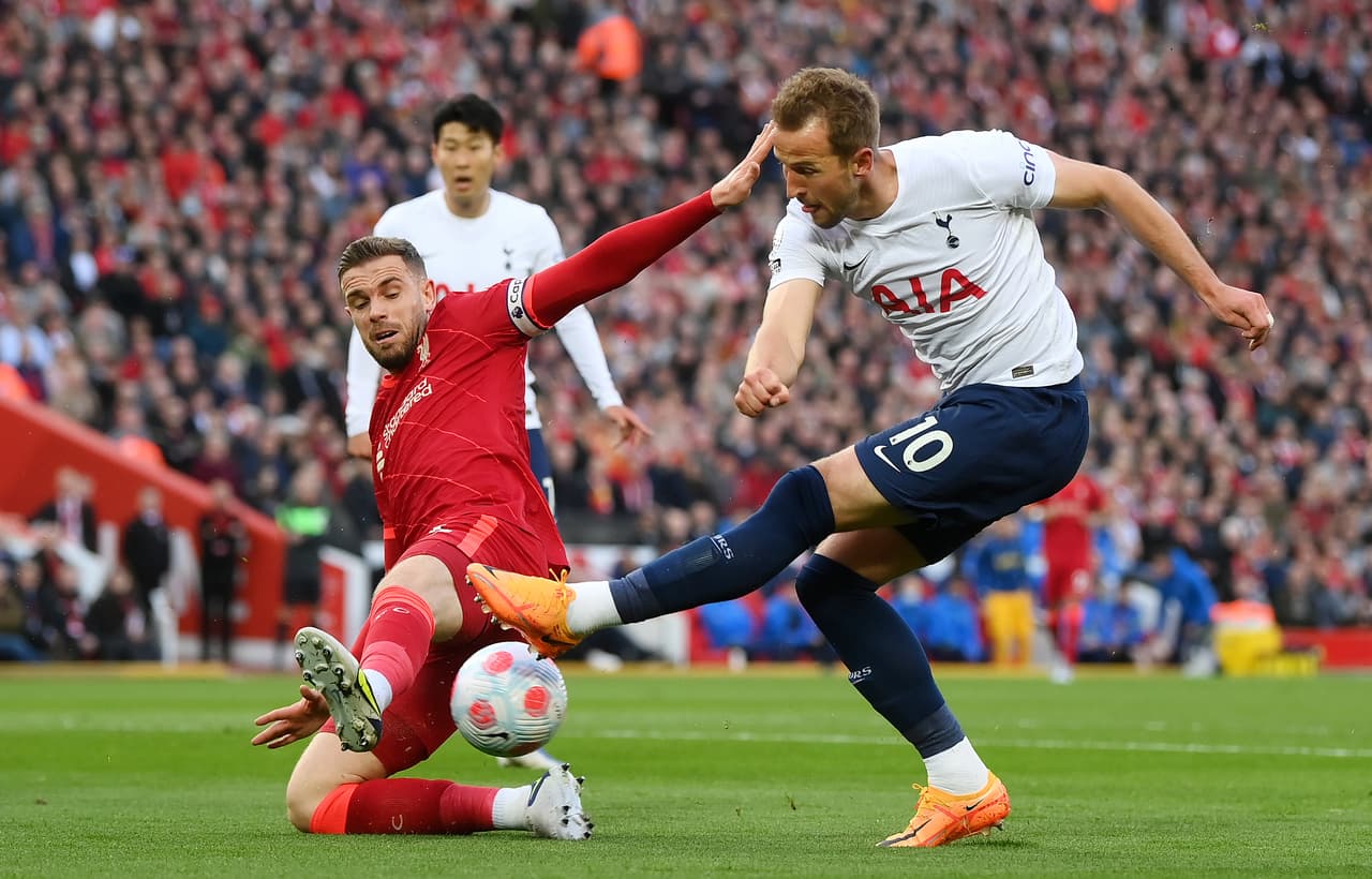 Liverpool empató 1-1 frente al Tottenham y dejó escapar puntos en su lucha por el liderato con el Manchester City.