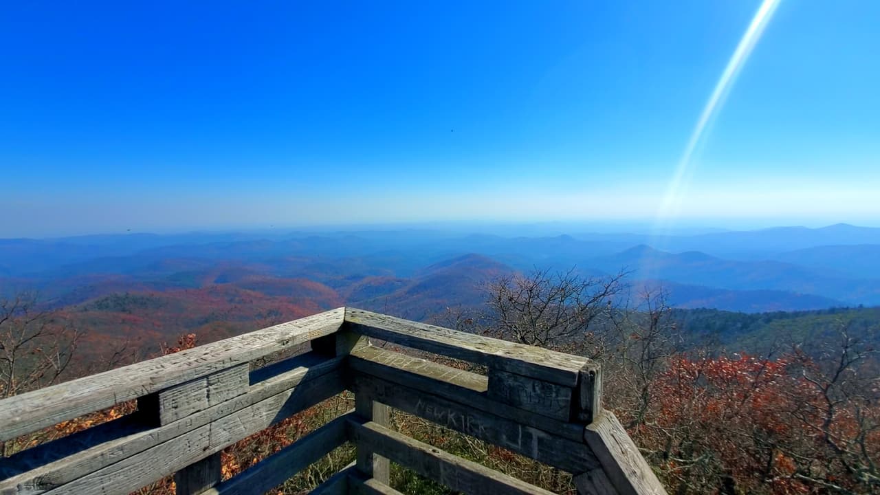 Conoce más sobre Rabun Bald, 
<b><a href="https://explorerabun.com/wp_-bald/">aquí</a></b>.