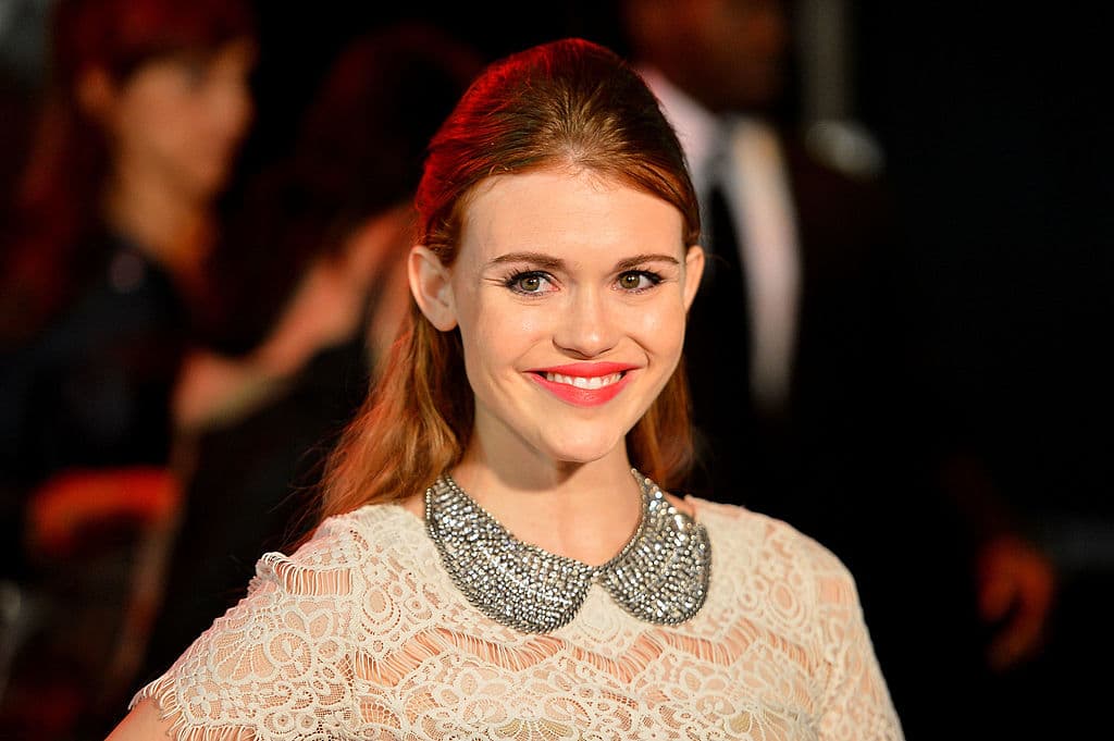 <b>Hollan Roden </b>
<br>La actriz texana es reconocida por su papel como Lydia Martin en 'Teen Wolf', pero en el 2008 fue Emily Locke en la serie 'Lost'. Fue una actriz invitada en series como 'Grey's Anatomy' y 'Criminal Minds'. 
<br>