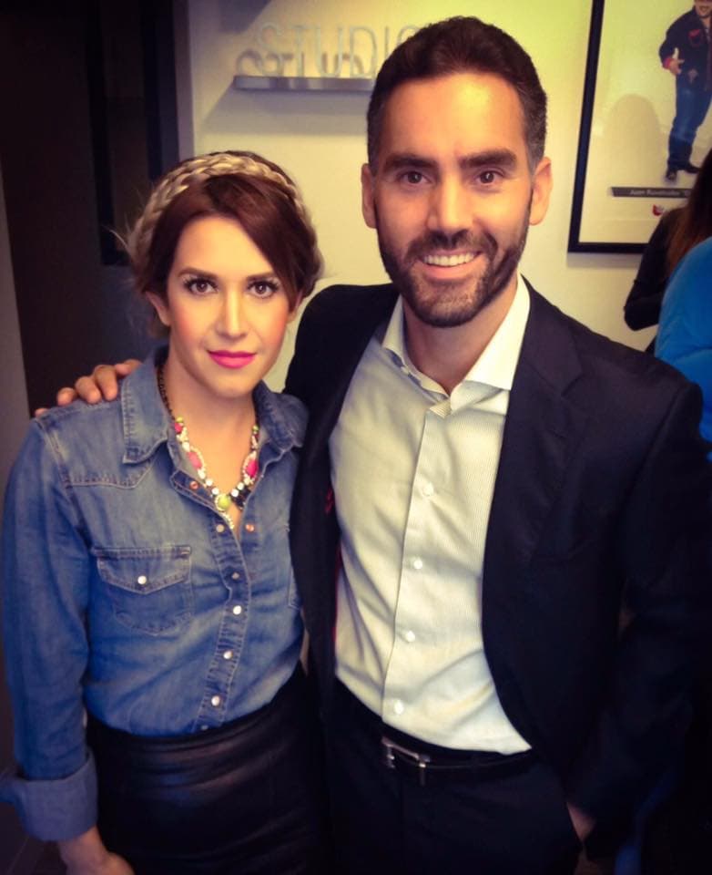 Y también 
<a href="http://www.univision.com/temas/enrique-acevedo">Enrique Acevedo</a> del Noticiero Edición Nocturna.