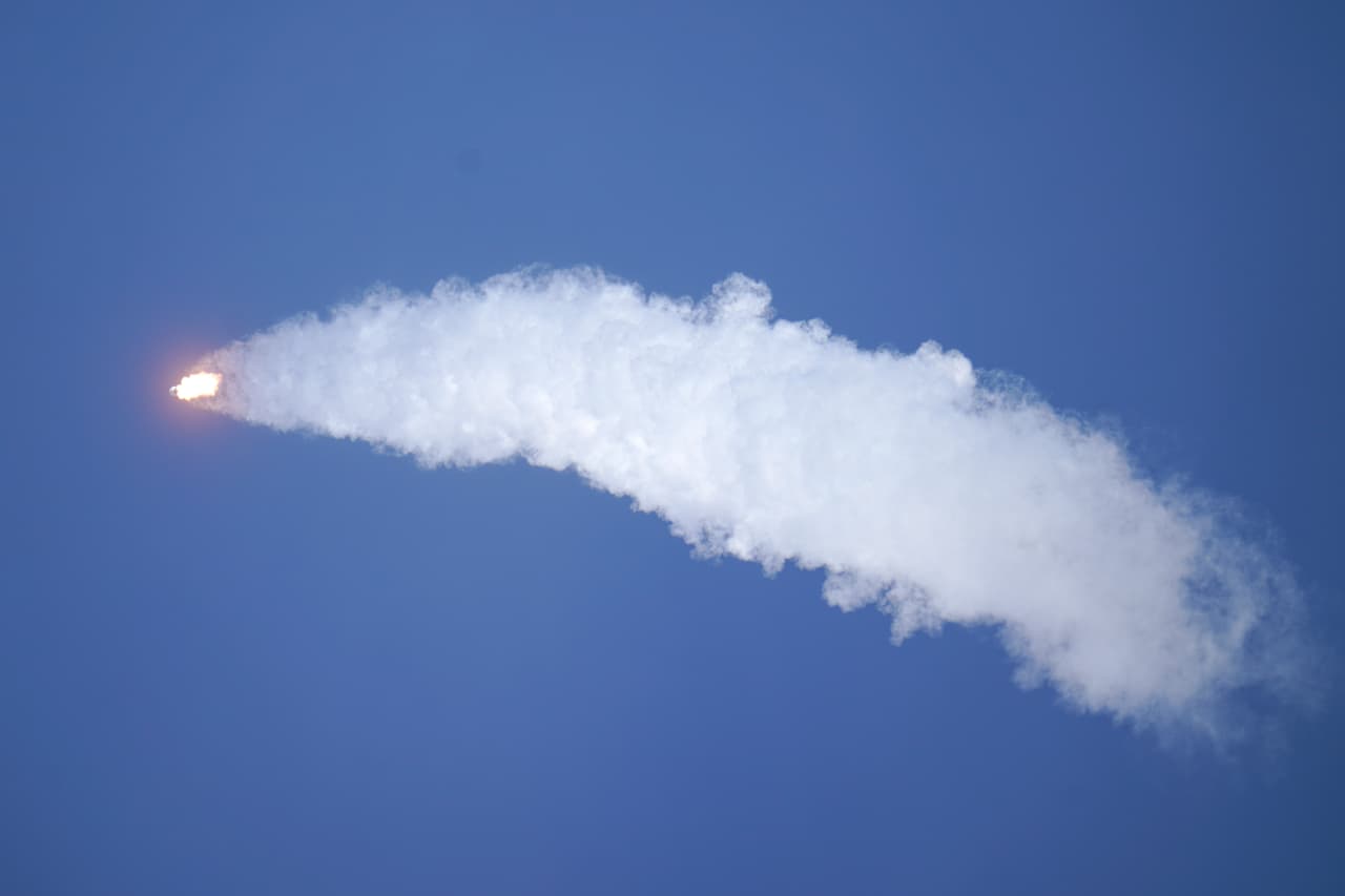 La inminente caída descontrolada de un cohete chino a la Tierra abre una incógnita: ¿cuánta basura espacial hay sobre nosotros?