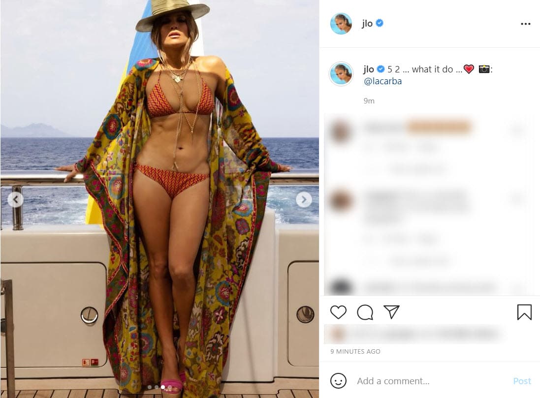 Un breve texto acompaña la publicación "52… what it do".
<br>