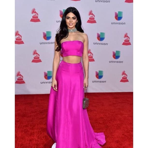 Emeraude aseguró que se sintió como una princesa cuando acompañó a Prince Royce a los Latin Grammy 2015.