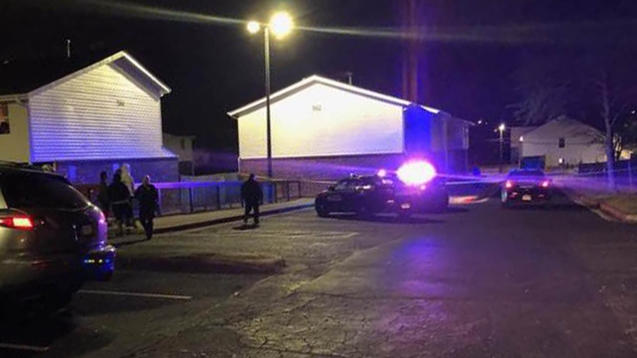 Buscan a sospechosos que dispararon 66 veces contra apartamentos en Atlanta