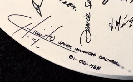 Firma de Javier Hernández Balcázar