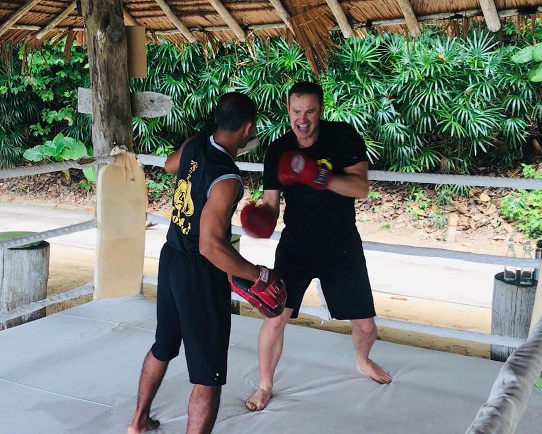 En junio del presente año, Alan tomó sus vacaciones laborales, pero lo anterior no fue impedimento para que pausará la actividad física.
<br>