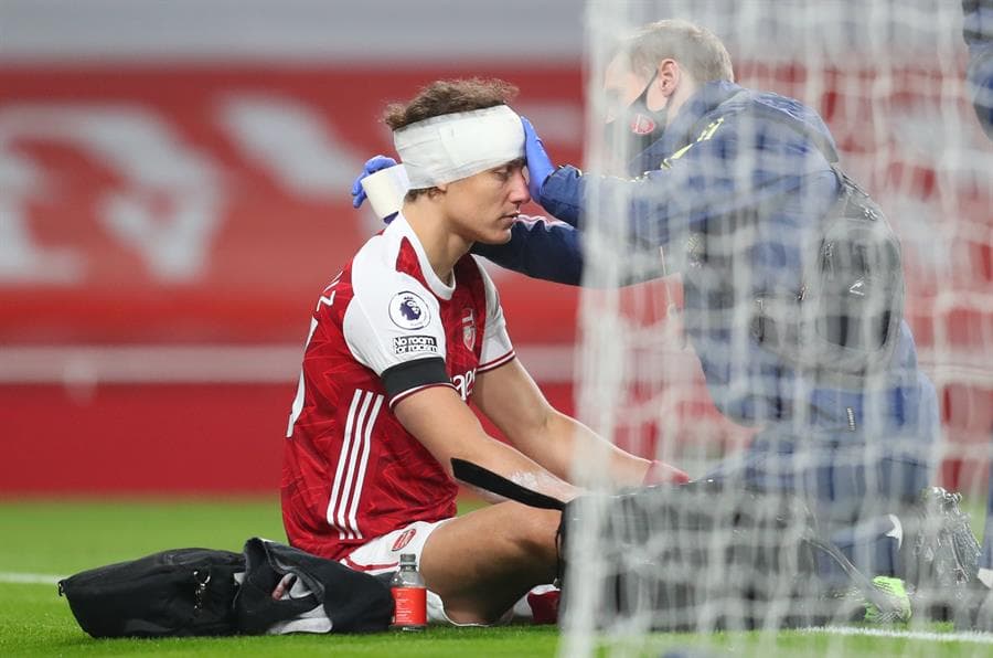 Wolverhampton se lleva la victoria 2-1 ante el Arsenal. El mexicano Raúl Jiménez salió lesionado y conmocionado tras un choque de cabezas. Los goles de los Wolves corrieron a cargo de Pedro Neto y Daniel Podence, mientras que el único tanto de los 'Gunners' fue por parte de Gabriel Dos Santos Magalhaes, en la Premier League.