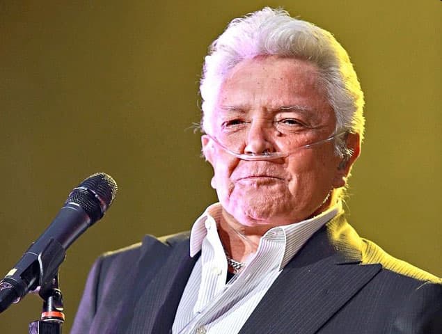 <b>Alberto Vázquez</b> no ha estado bien de salud en los últimos años, el año pasado sufrió una parálisis facial que le impidió dar un concierto al lado de Angélica María y Enrique Guzmán.