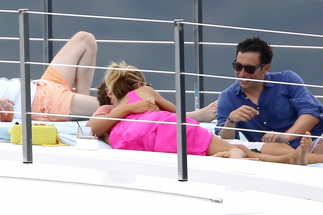 Heidi y Vito disfrutan de su amor en St. Tropez.