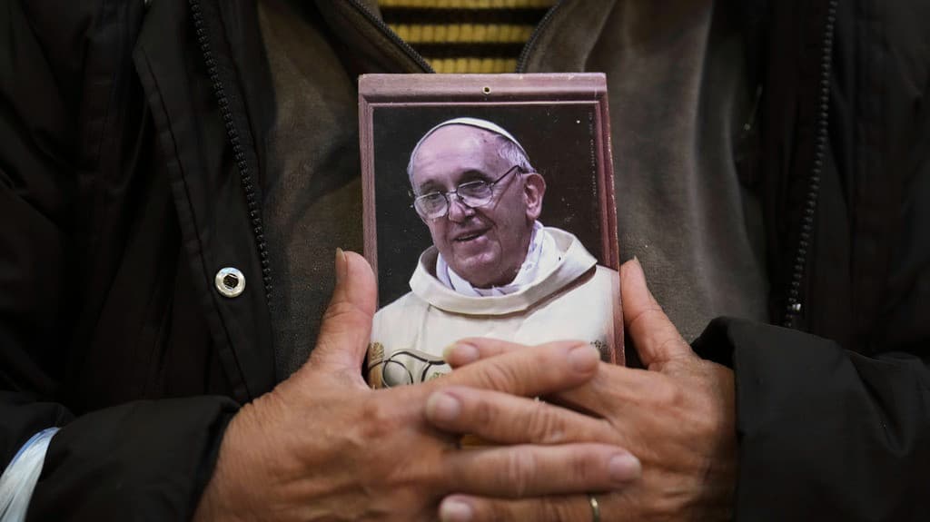 En un minuto: Muere el papa Francisco a los 88 años