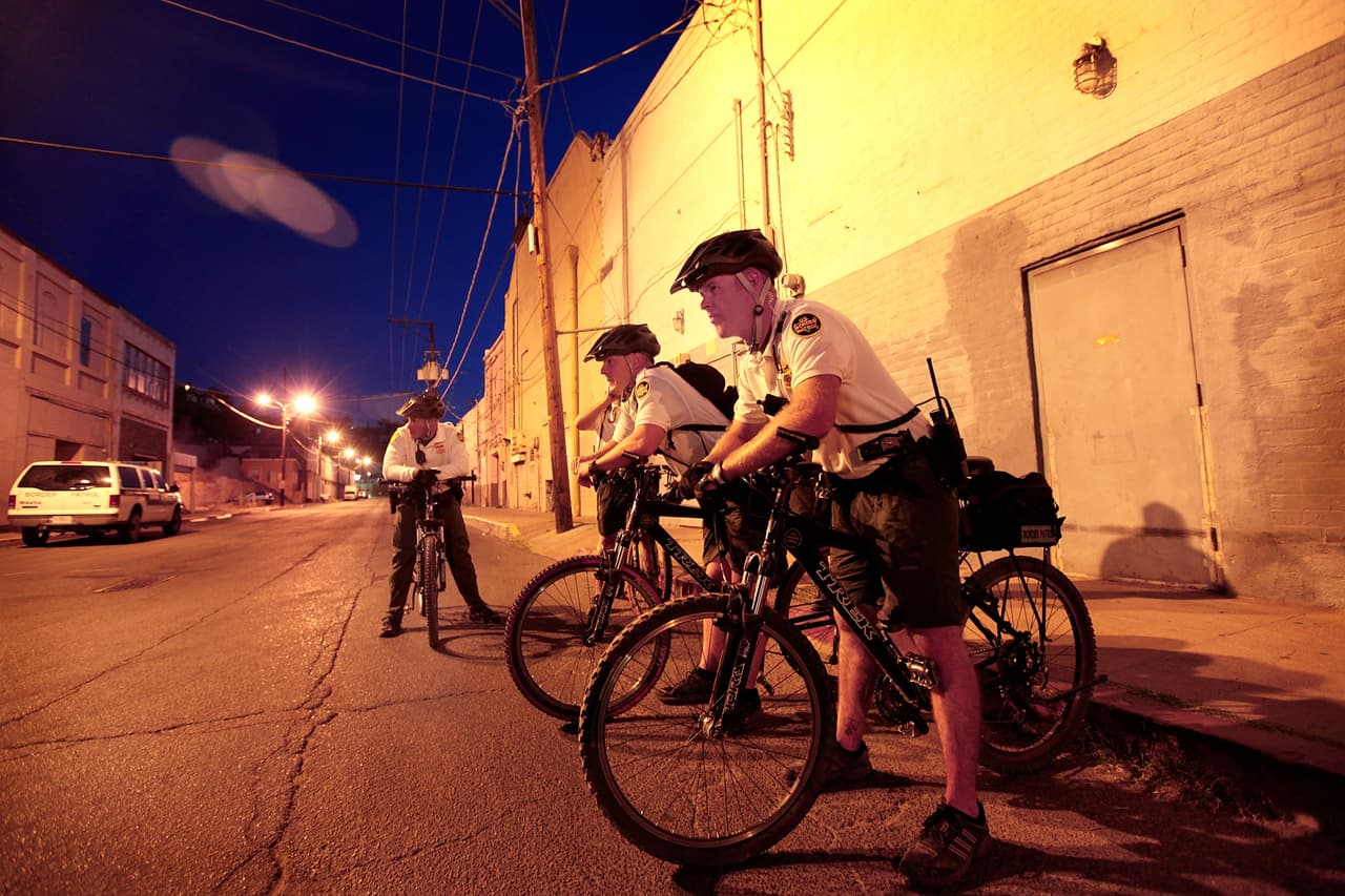 Autoridades en Nogales detienen a varios menores cuando intentaban robar un establecimiento