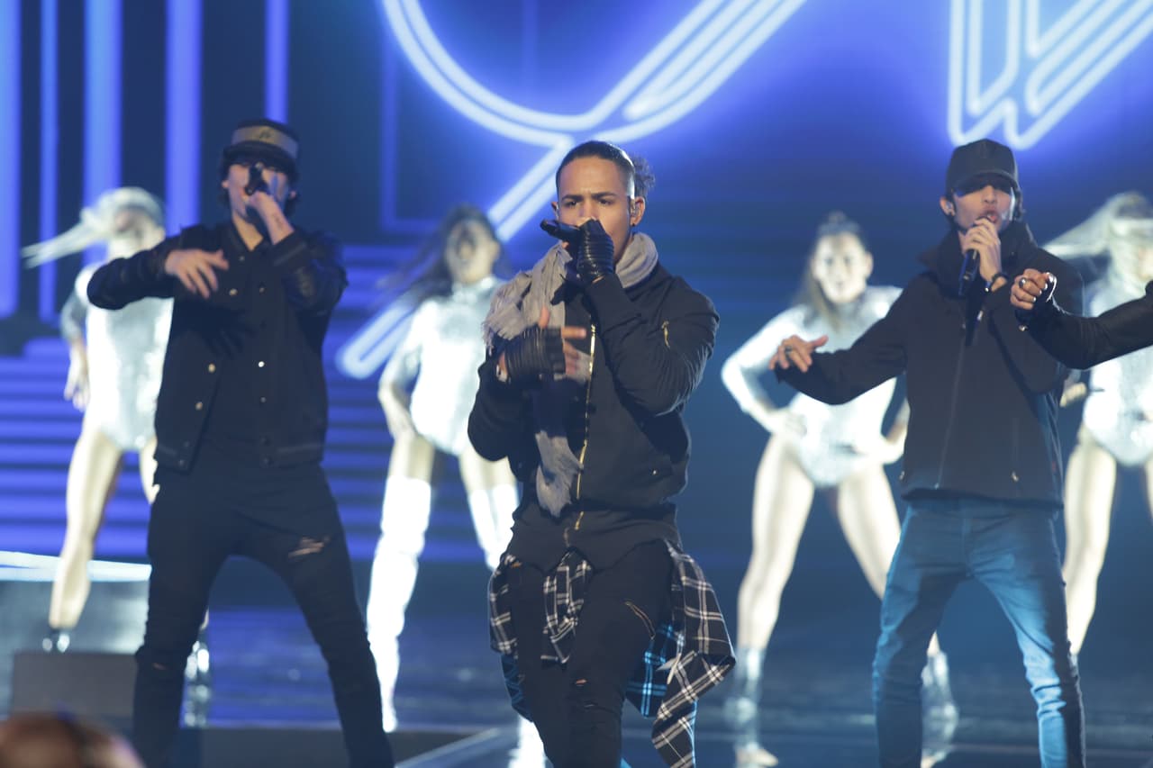 Richard trajo toda su fuerza y sabor dominicano.