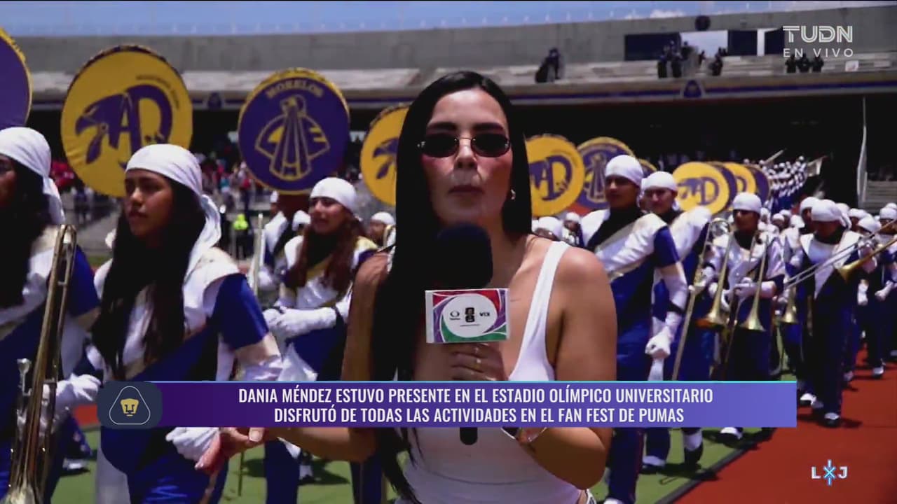 Dania Méndez acude al Fan Fest de los Pumas