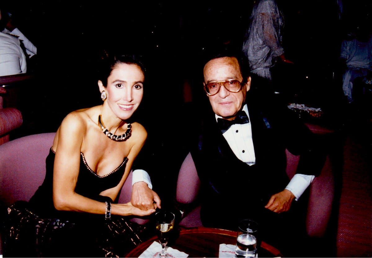 "Todos los días eran día del amor con mi Rober... él era el amor de mi vida", compartió Florinda junto a esta foto del baúl de los recuerdos, el 14 de febrero de 2017.