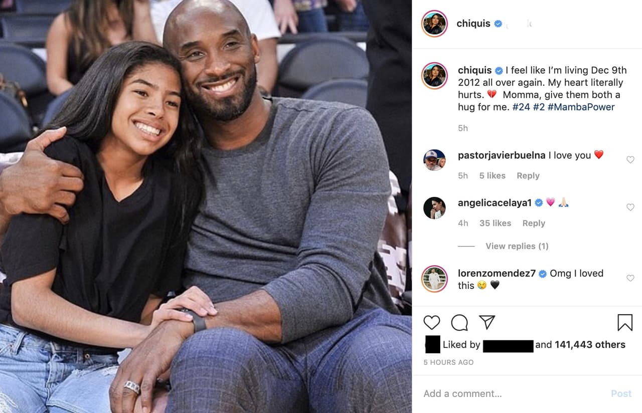 La empresaria y cantante Chiquis Rivera recordó cómo se sintió el 9 de diciembre de 2012, cuando 
<b><a href="https://www.univision.com/entretenimiento/las-ultimas-horas-de-jenni-rivera-fue-una-explosion-tan-fuerte-que-los-cerros-retumbaron">su mamá, Jenni Rivera, falleció en un accidente aéreo</a></b>. Este domingo, ella le pidió a 'la Diva de la Banda'. que abrace a Kobe Bryant a su hija Gianna.