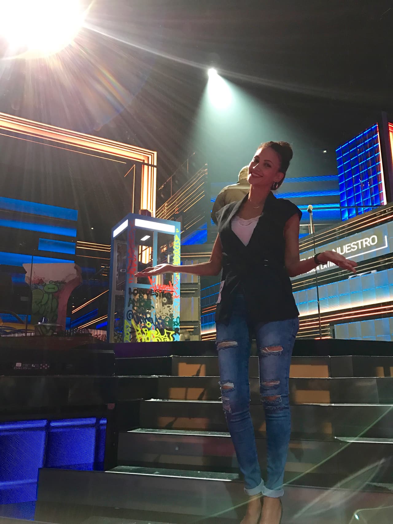 Argelia se divertía en lo que ensayaban.