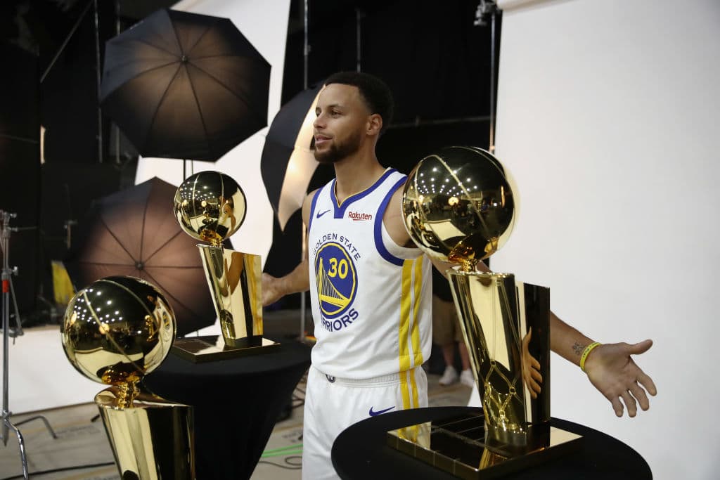 El capitán del equipo y líder en muchos rubros de Golden State Stephen Curry, sabe que las cosas no serán sencillas en la siguiente temporada pese a haberse reforzado con un estrella.