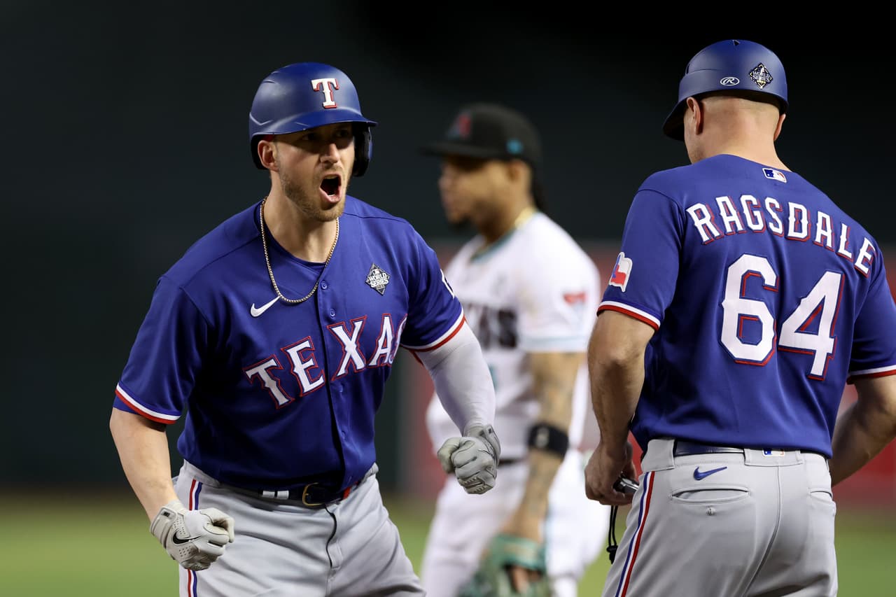 Texas Rangers se impusieron 5 carreras a cero en el quinto juego de la Serie Mundial, para conquistar su primer título de Grandes Ligas frente a los Arizona Diamondbacks.