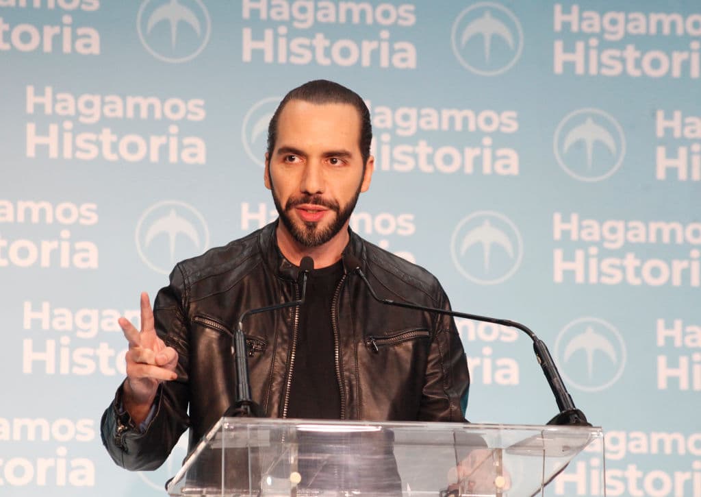 En qué consisten las acusaciones por "expresiones de violencia" contra el presidente electo Nayib Bukele