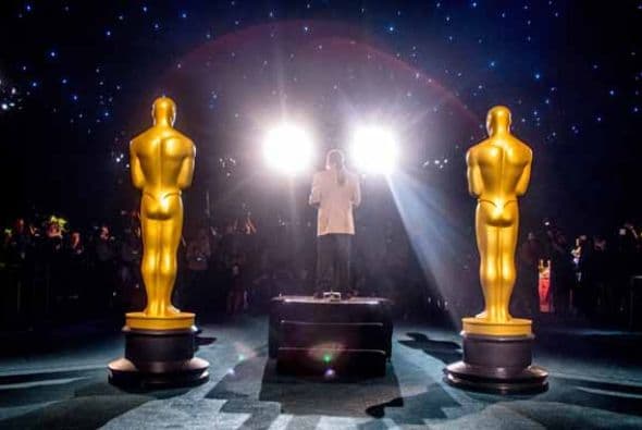 El reconocido chef Wolfang Puck durante la presentación de platillos y bocadillos para la 86 entrega de los premios de la Academia del Séptimo Arte. Sin duda un abanico de sabores, texturas y colores de degustarán a las estrellas y sin duda se llevarán las mejores críticas de la noche.