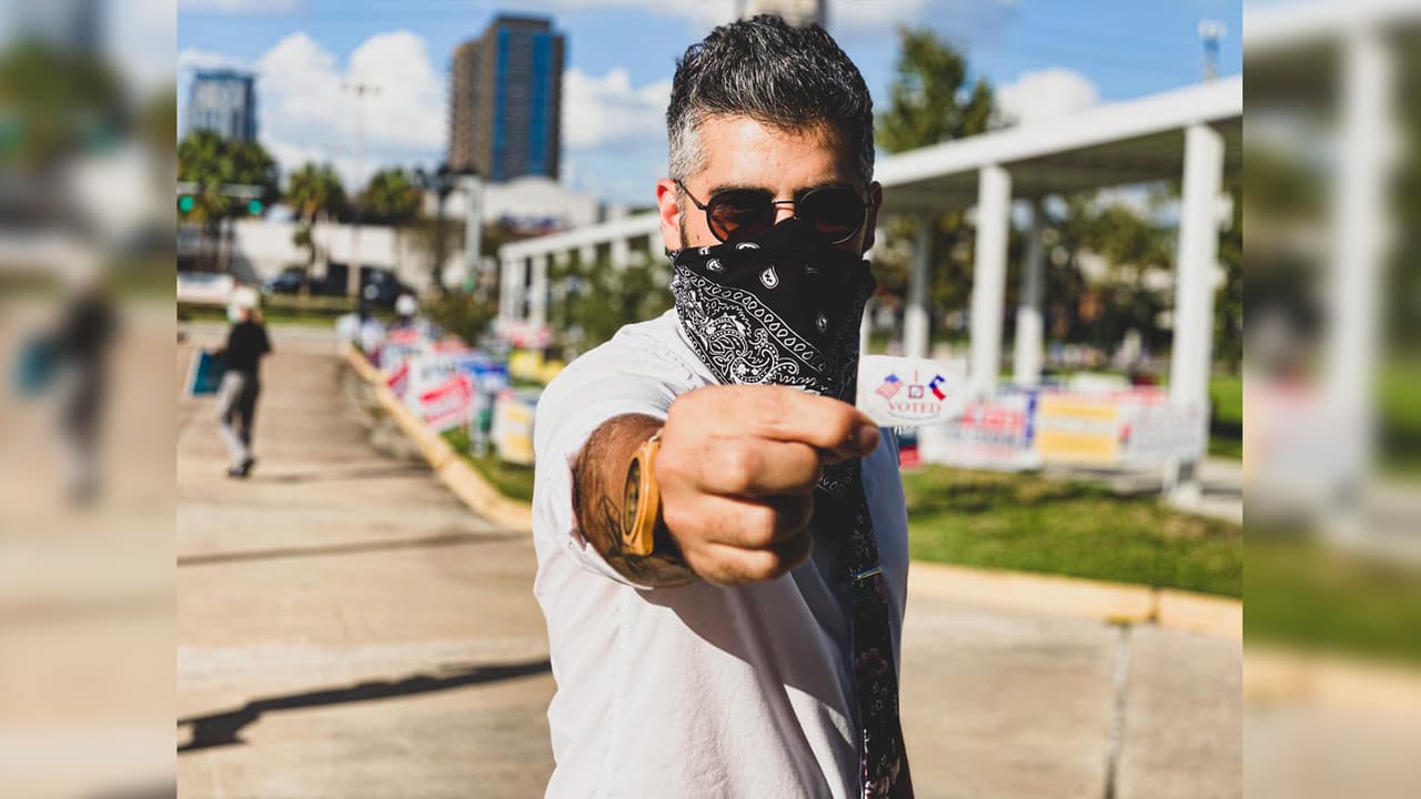 "Votar no solo es un derecho, sino una obligación cívica que cada uno de nosotros debemos ejercer" 
<b><a href="https://www.univision.com/local/houston-kxln/gaston-heredia">Gastón Heredia</a></b>, jefe de meteorología de Univision 45.