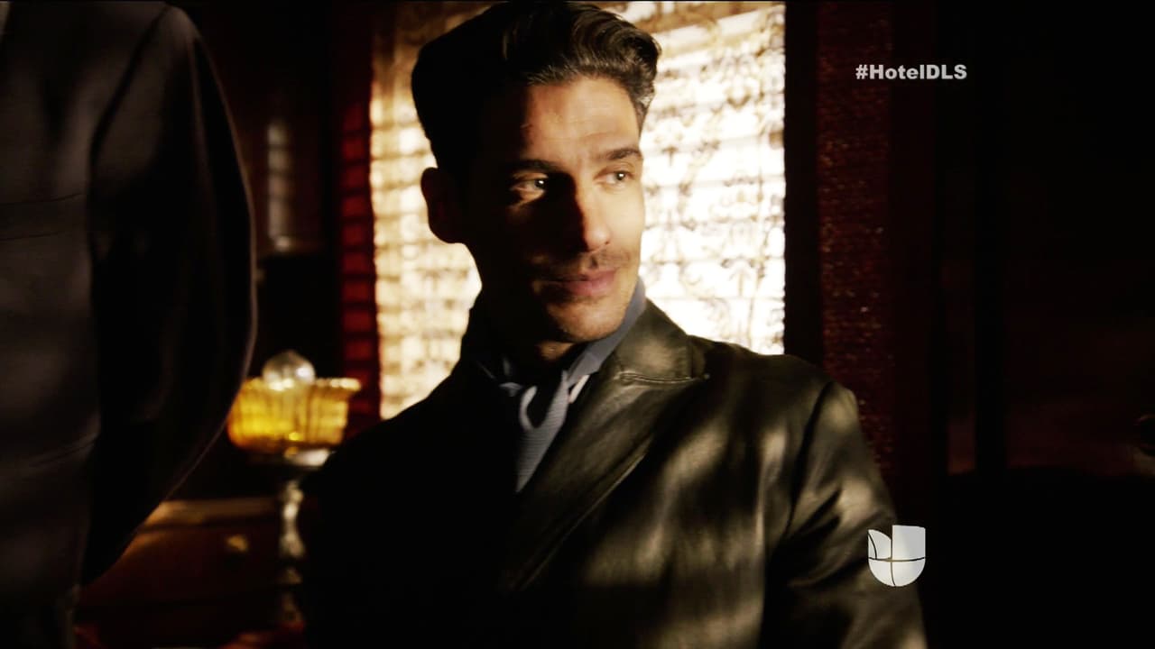 Ella es Isabel Alarcón, hija de uno de los hombres más importantes del país.