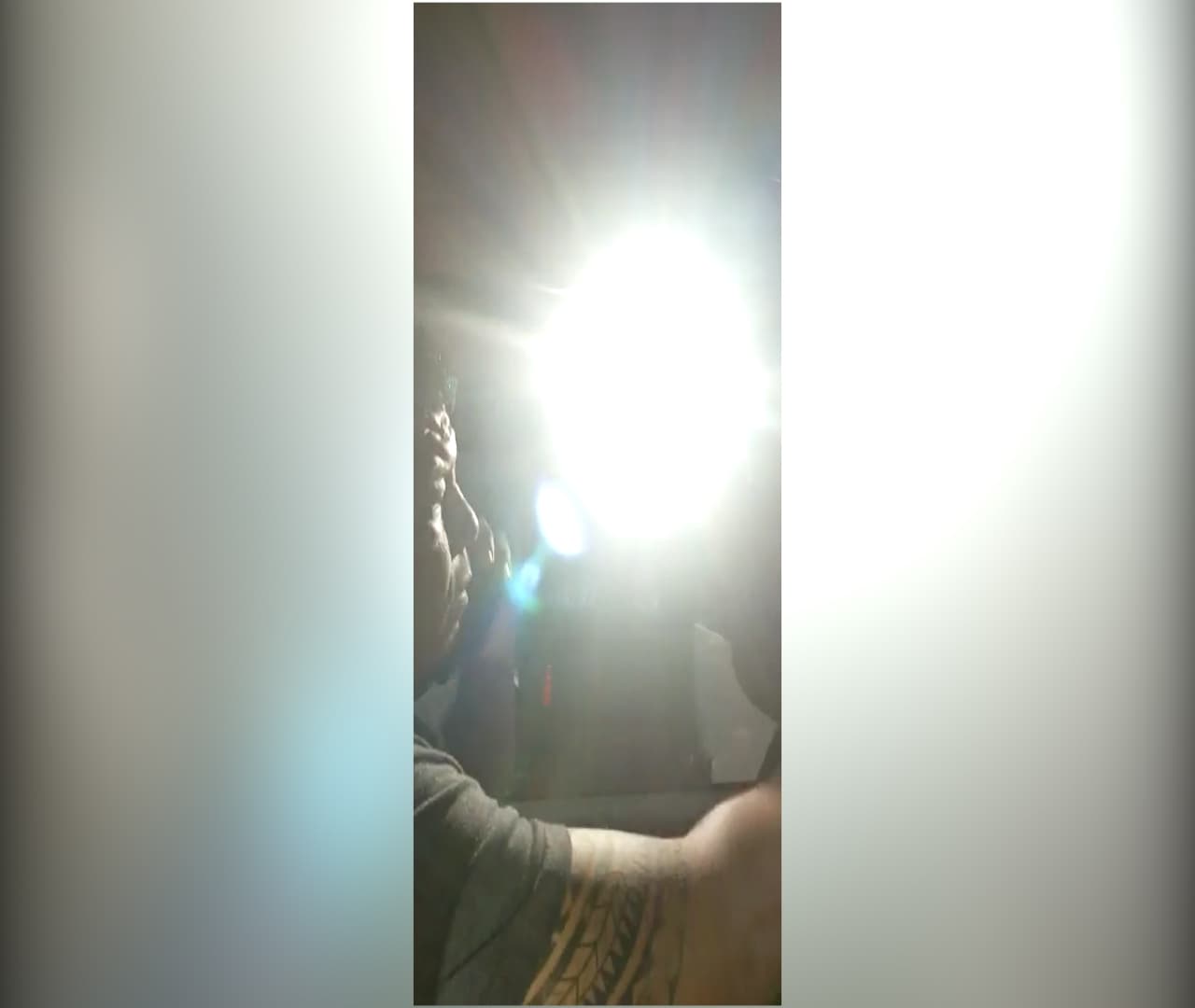 Daniel recuerda sobre el episodio de que "se comenzaron a reír, como haciéndonos burla".