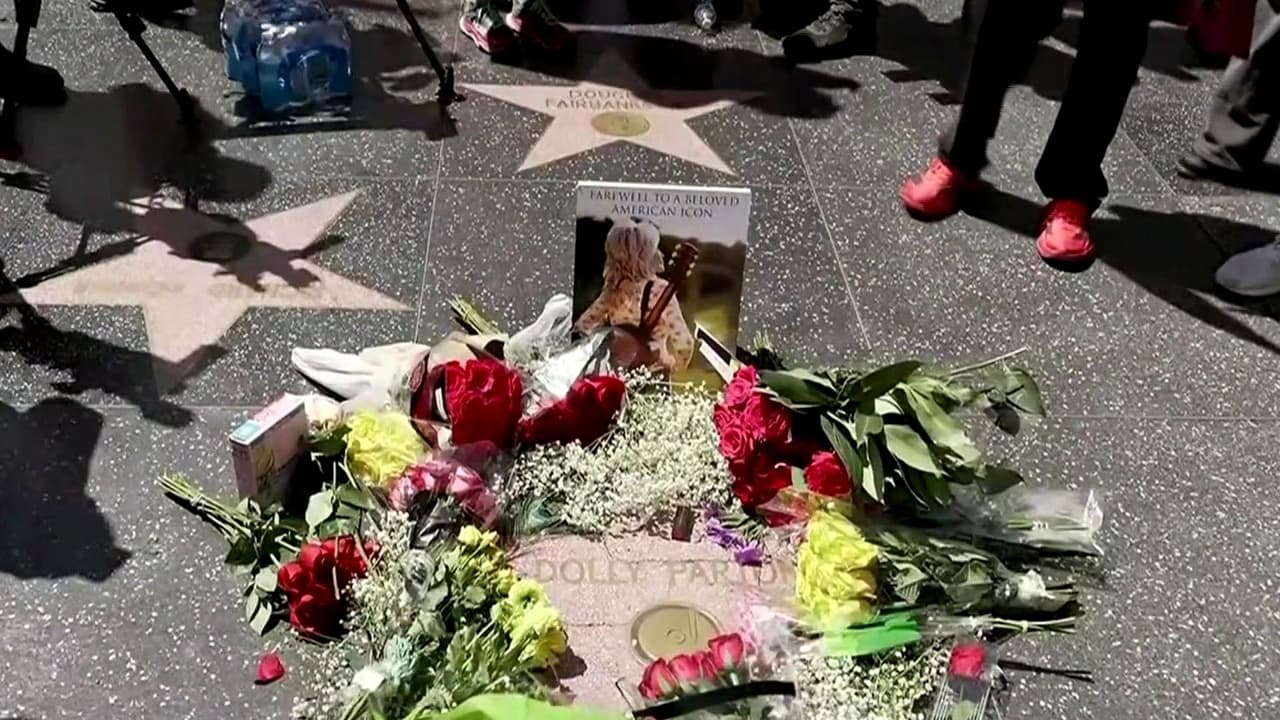 Muerte de Dolly Parton: Así se ve su estrella hoy en Paseo de la Fama de Hollywood; Trump escribe mensaje en redes