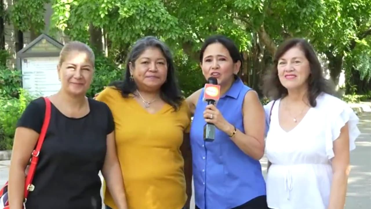 Abogada Jessica Domínguez responde dudas de inmigración a madres "soñadoras" en Florida