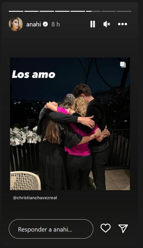 De nueva cuenta, el ausente fue 'Poncho' Herrera, quien reaccionó a través de los comentarios de una de las fotos que sus excompañeros colgaron en Instagram.
<br>