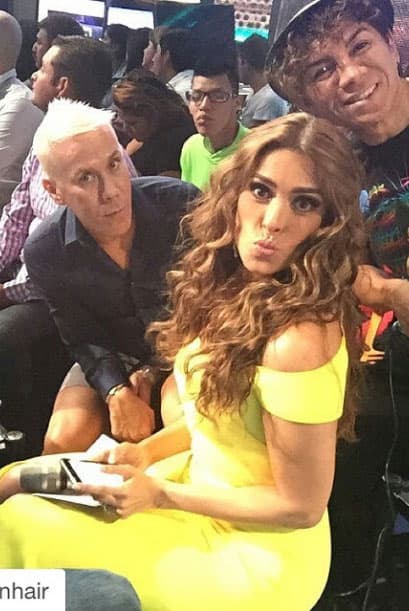 En su cuenta de Instagram no deja de presumirnos cada uno de los looks que han sido los causantes de varios divorcios.