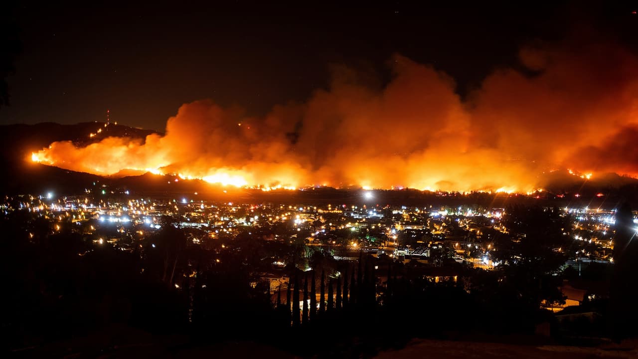 Las amenazas naturales (y las creadas por el hombre) que ponen en peligro a California este 2020